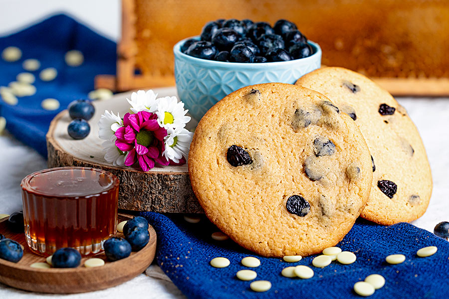 Heidelbeere weiße Schokolade Cookie