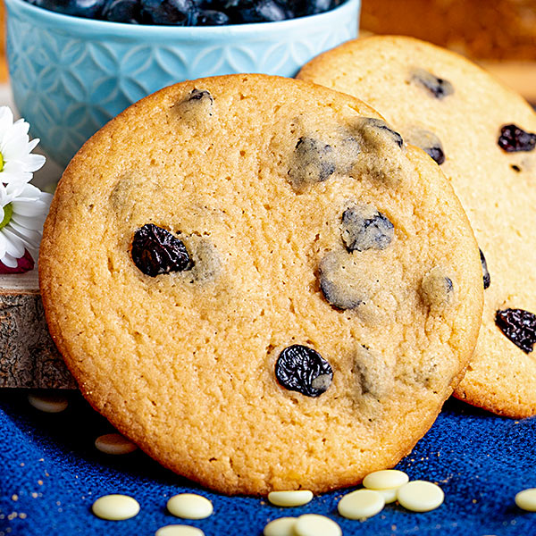 Heidelbeere weiße Schokolade Cookie